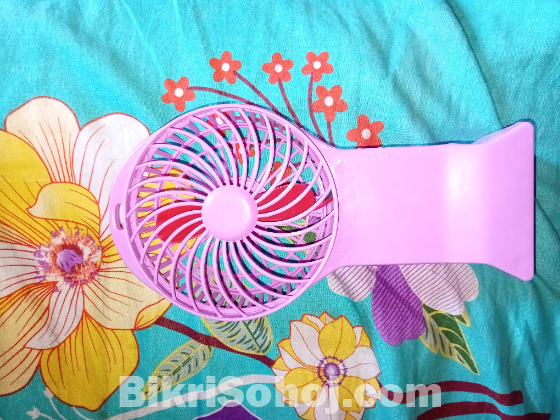 Rechargeable fan